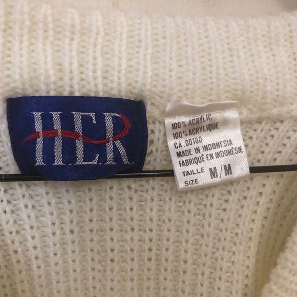 HER sweater- white - Picture 2 of 3